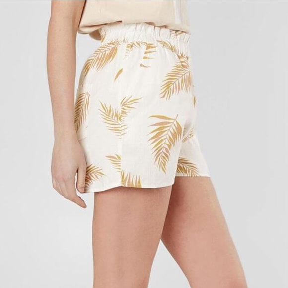 Sincerely Jules x Billabong Fake Love Short 🌴 - Picture 3 of 9